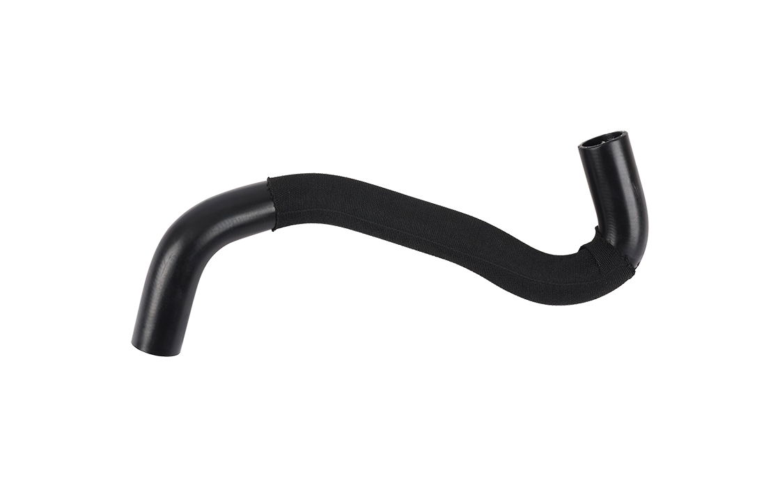 RADIATOR OUTLET HOSE - OEM MN135045