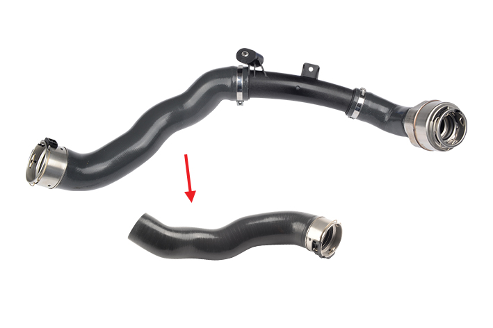 TURBO HOSE EXCLUDING PLASTIC PIPE BIG HOSE SHOWN WITH ARROW - 144607725R