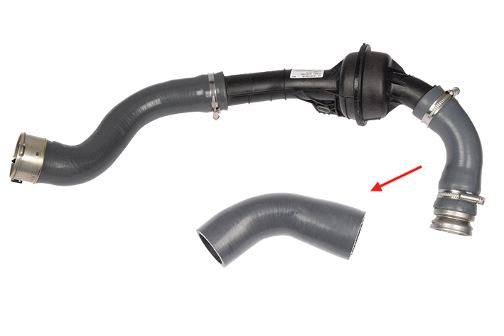 TURBO HOSE EXCLUDING PLASTIC PIPE SMALL HOSE SHOWN WITH ARROW - 144600661R