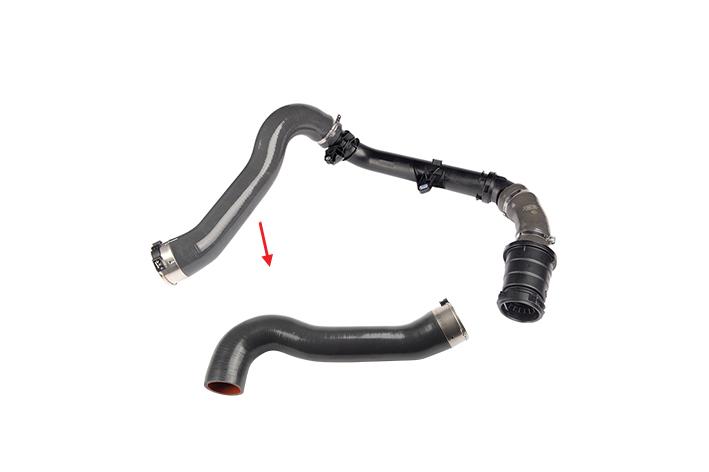 TURBO HOSE EXCLUDING PLASTIC PIPE BIG HOSE SHOWN WITH ARROW - 144609994R - 144609047R