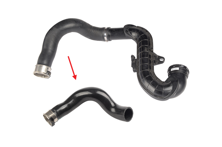 TURBO HOSE EXCLUDING PLASTIC PIPE HOSE SHOWN WITH ARROW - 144601417R - 144602453R