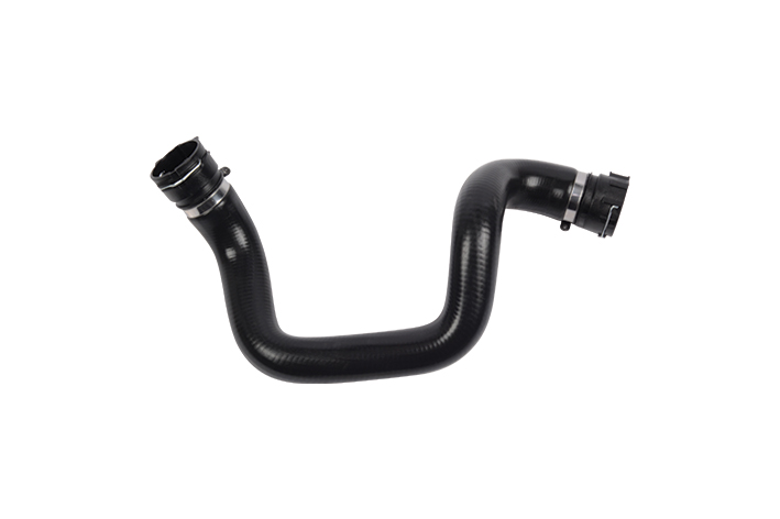 RADIATOR INLET HOSE USED TO AUTOMATIC GEARS. - GM - 39034383