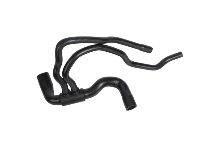 RADIATOR LOWER HOSE USED TO AUTOMATIC GEARS. - 6336135 - GM - 13191209